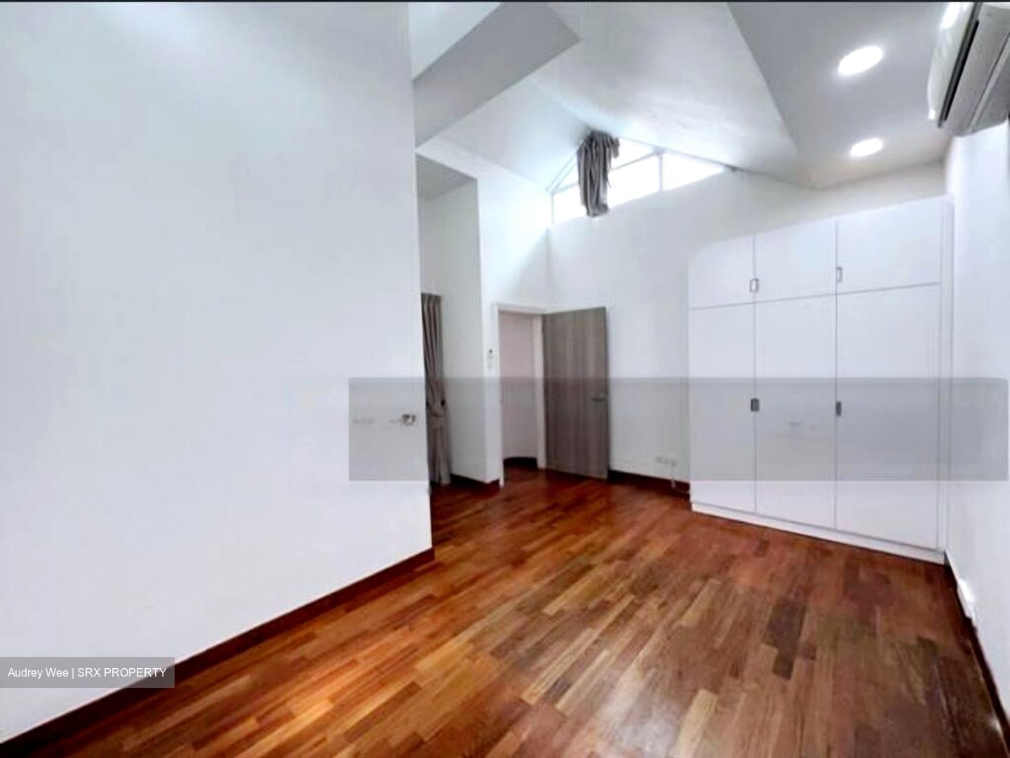 The Compass At Chancery (D11), Terrace #460491801